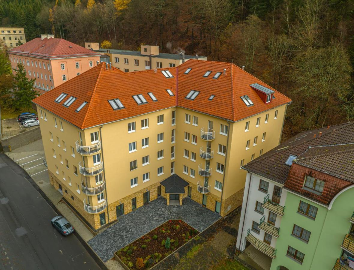 Apartman Claudia - Rezidence K Lanovce Jáchymov Kültér fotó