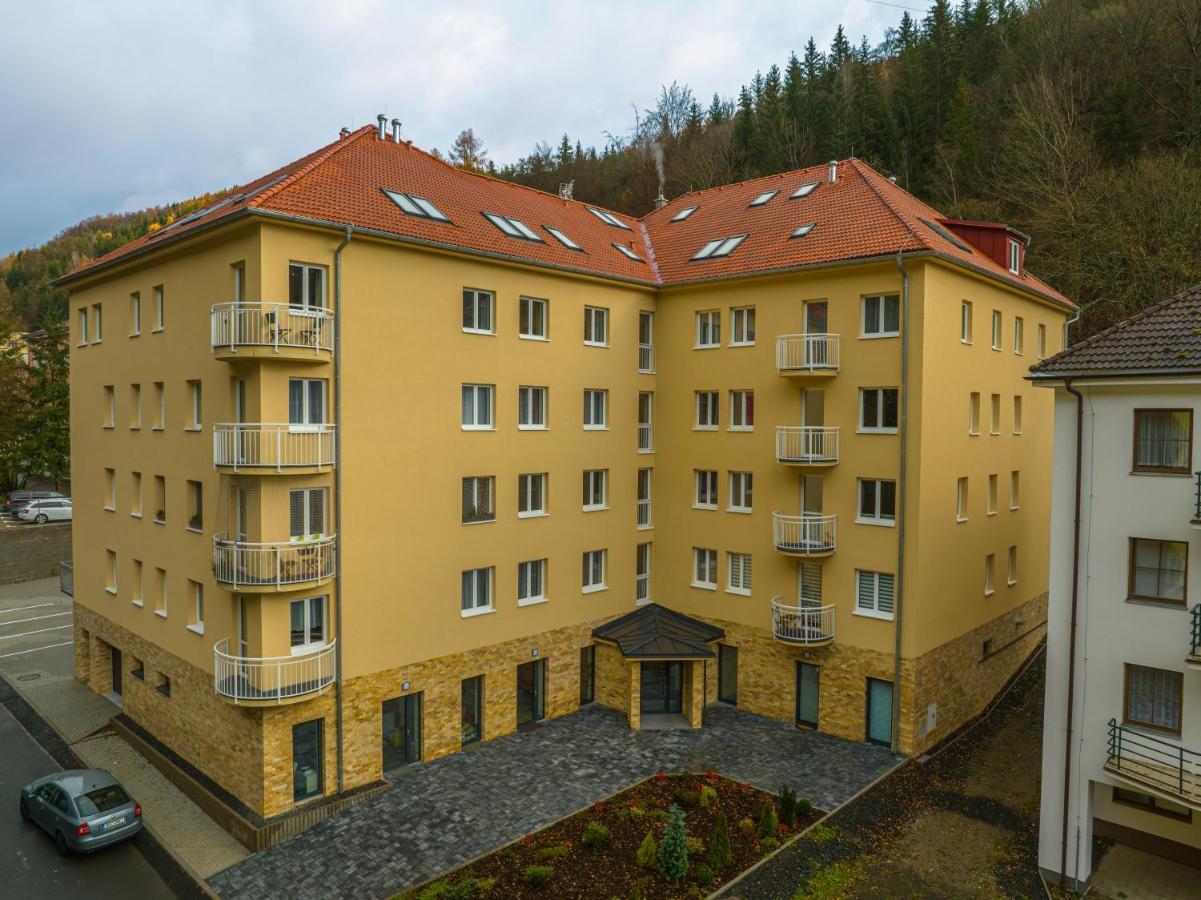 Apartman Claudia - Rezidence K Lanovce Jáchymov Kültér fotó