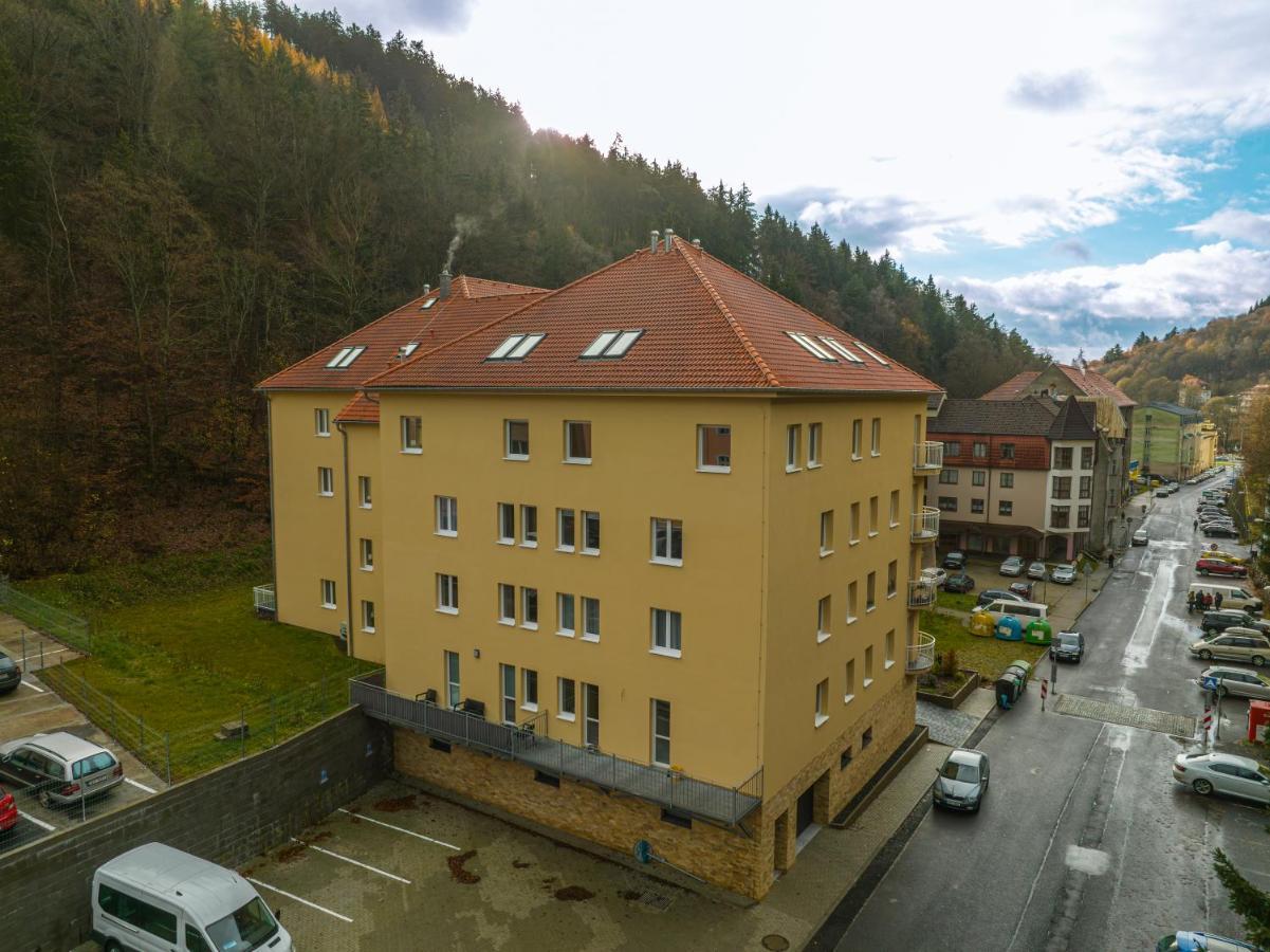 Apartman Claudia - Rezidence K Lanovce Jáchymov Kültér fotó